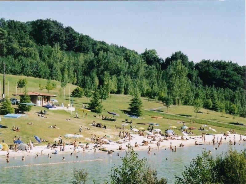 Logis L'Auberge Du Quercy Blanc Molières Exteriör bild