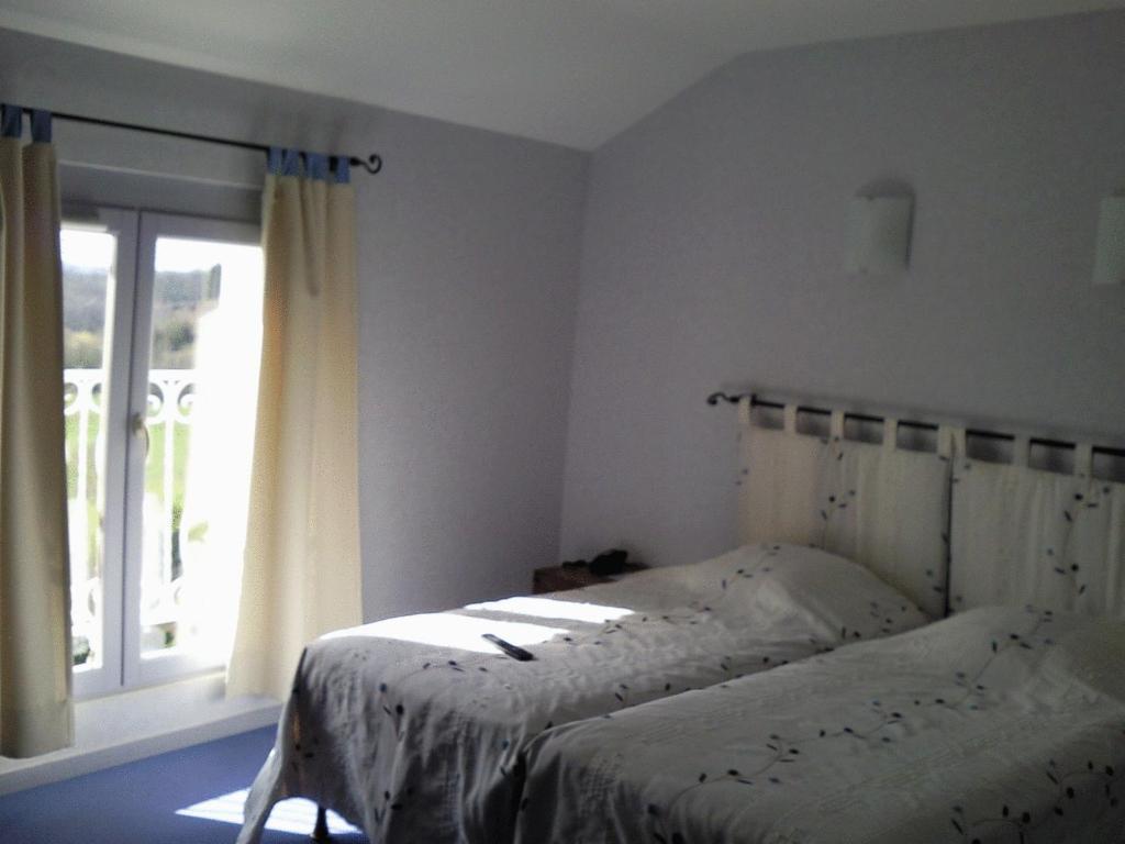 Logis L'Auberge Du Quercy Blanc Molières Exteriör bild